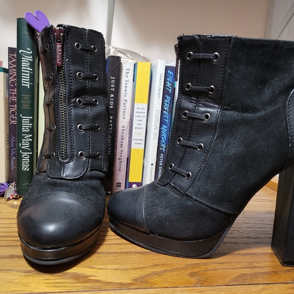 Booties - Picture 3 of 7